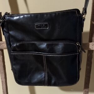 RELIC Cross Body Bag